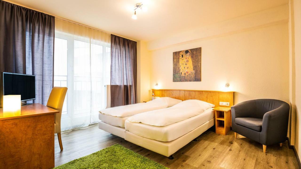 Schroeders City-Style-Hotel Trier Zimmer foto