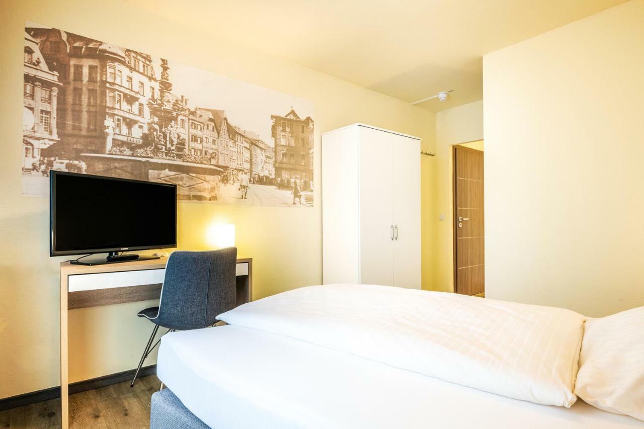 Schroeders City-Style-Hotel Trier Zimmer foto